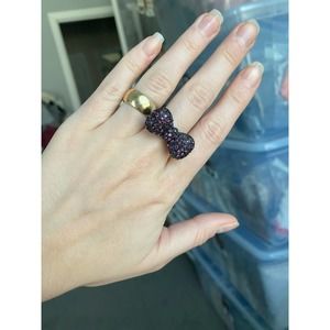 Purple/black rhinestone bow ring